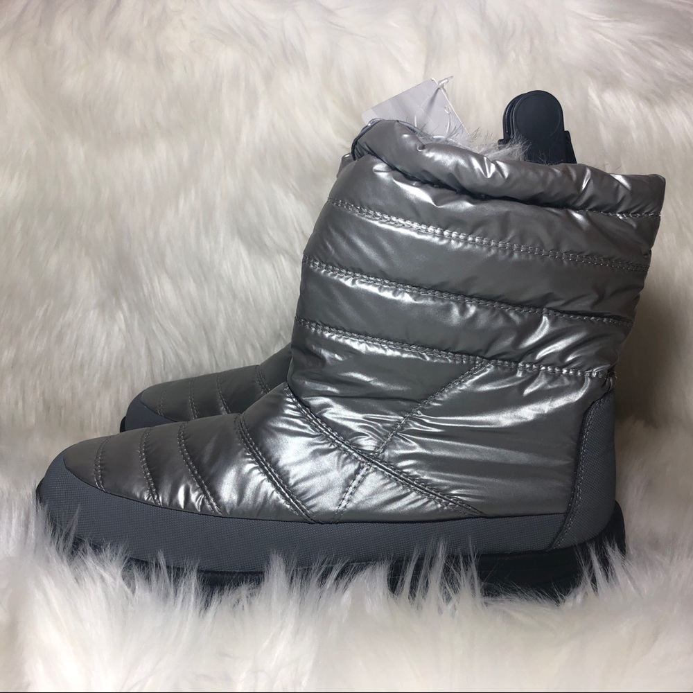 NWT Athletech Women’s Fanni Ankle Boot - Size 11